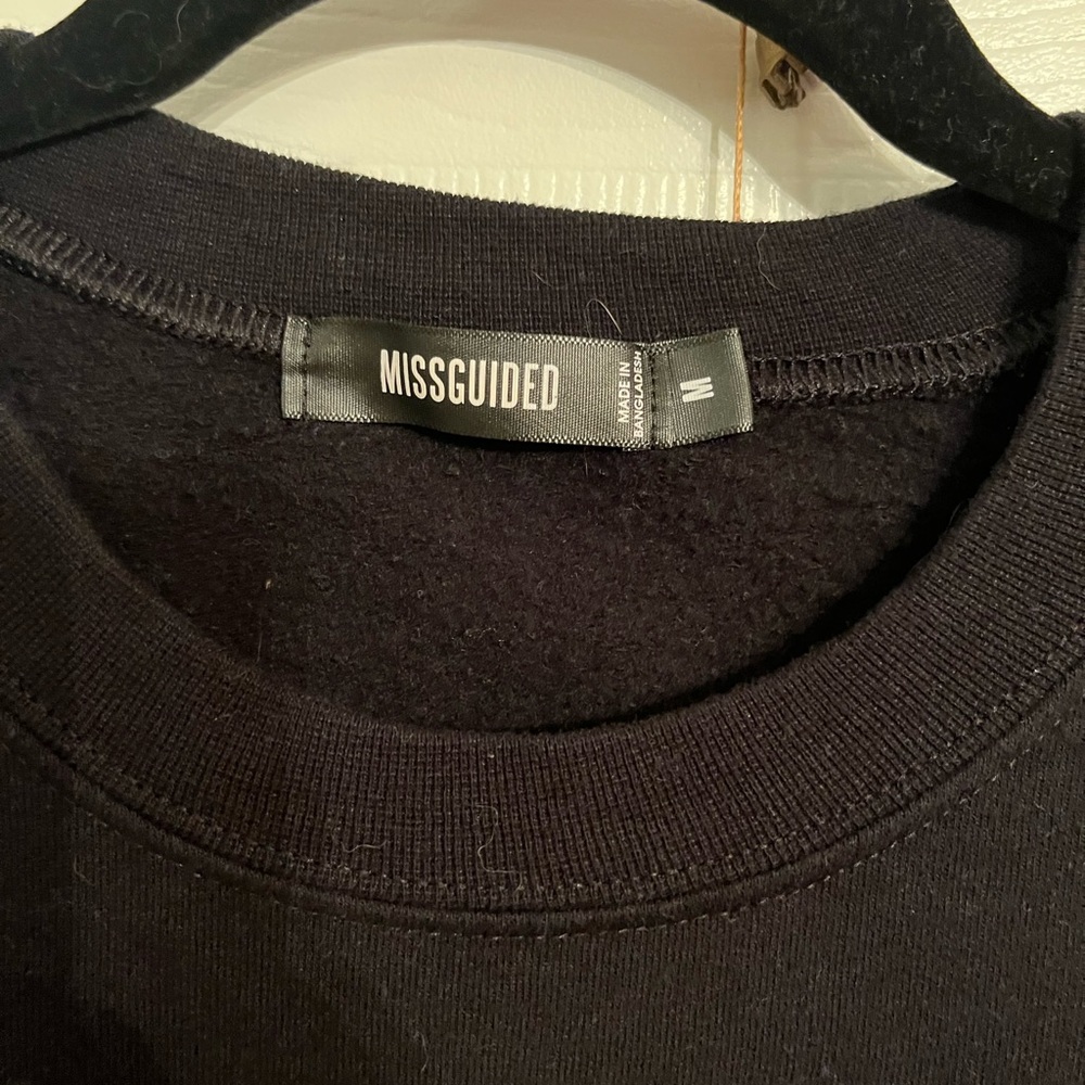 Pullover sweatshirt - Picture 2 of 3